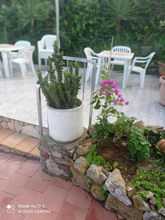 B&B Borgo Pileri Mazzarino Bagian luar foto