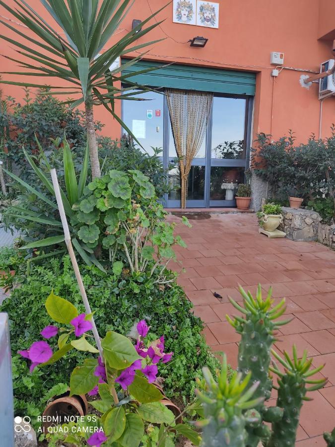 B&B Borgo Pileri Mazzarino Bagian luar foto
